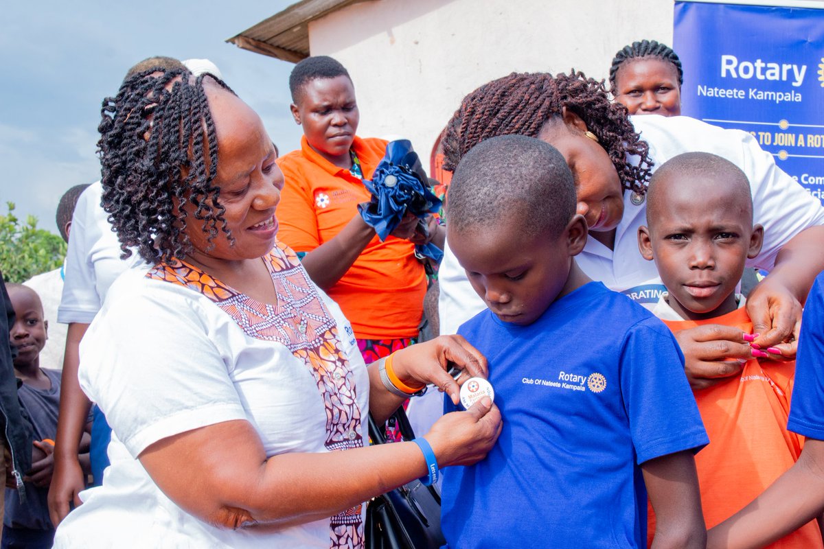 THREAD: 
As the Rotary Fraternity celebrates the Membership month, Malaria Partners Uganda adds more champions.
From District Education Officers, Health Professionals, Headteachers, Teachers, Parents, and various stakeholders.