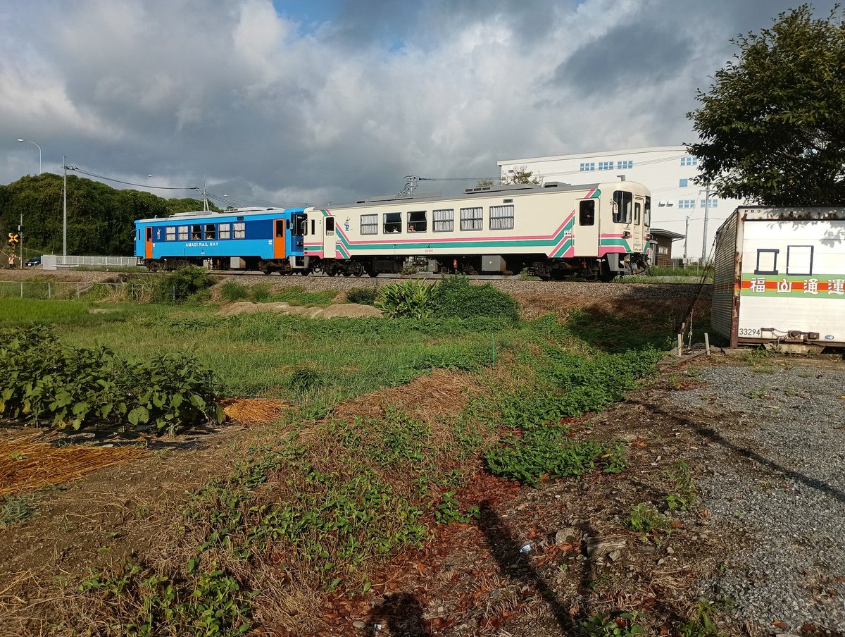 ina_kaitakusha's tweet photo. #おやすみトレイン #今日の甘鉄
#撮りたい甘鉄 #甘木鉄道 #AR302 #AR301 https://t.co/nmKaVCLIvV