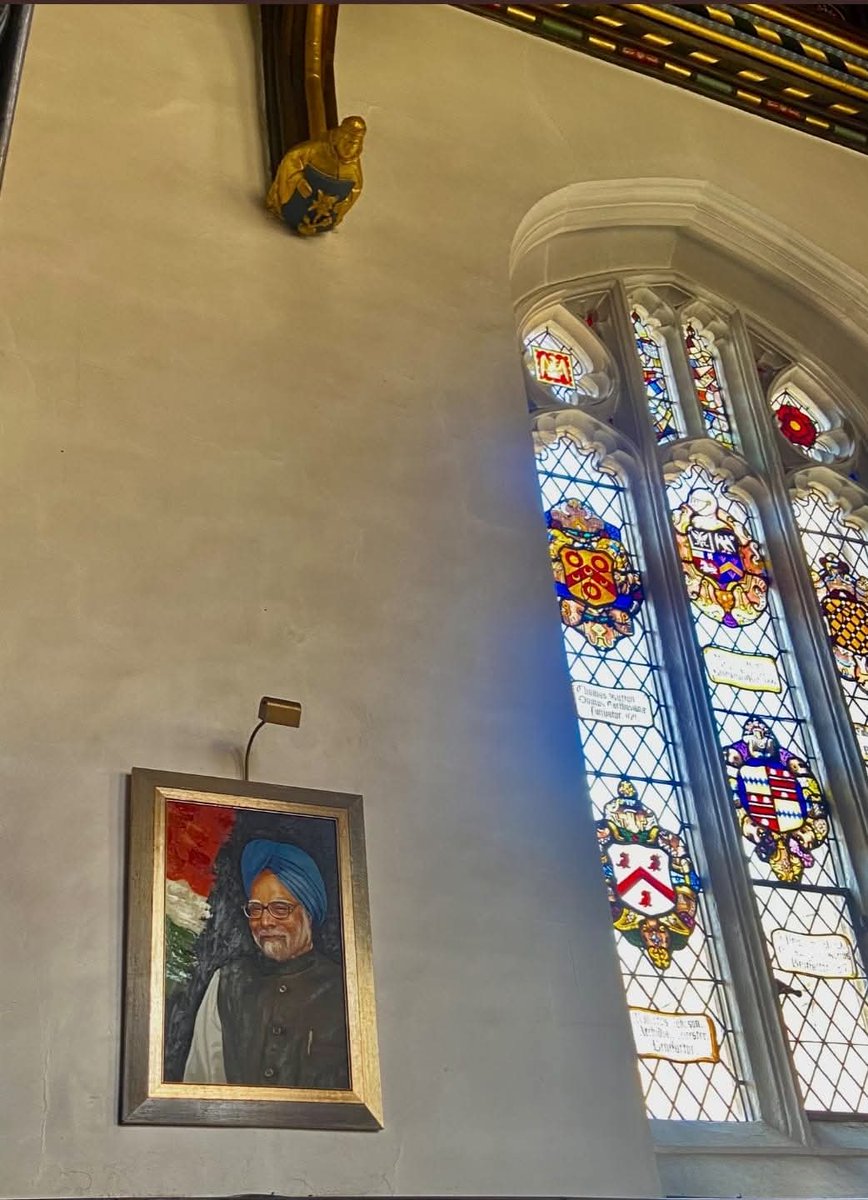 Another -
India's former Prime Minister Manmohan Singh's portrait in the main Hall of Cambridge University's most prestigious college St John.

Unlike that Master of entire political Jumla who fear to reveal his degree - the world revered Dr Singh's intellect &amp; scholarship. 2/2