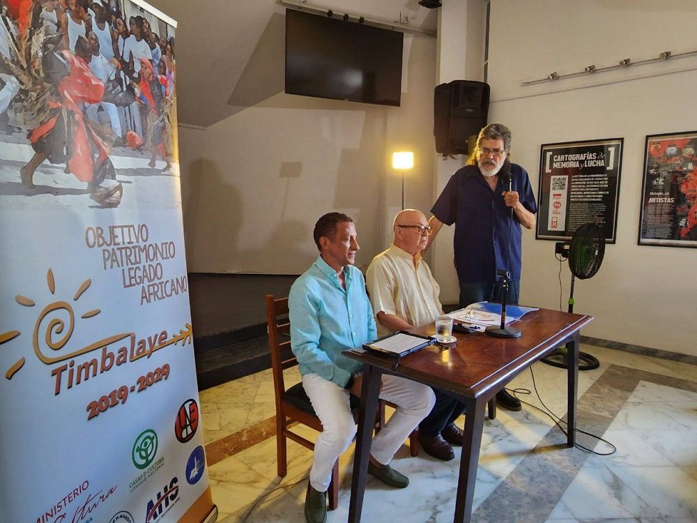 Con la conferencia “Los cultos congos en Cuba”, del etnólogo y poeta Miguel Barnet, se inauguró en Casa de las Américas, en La Habana, el VI Coloquio Internacional Timbalaye: Objetivo, Patrimonio y Legado Africano.

#CubaEsCultura #Timbalaye2025