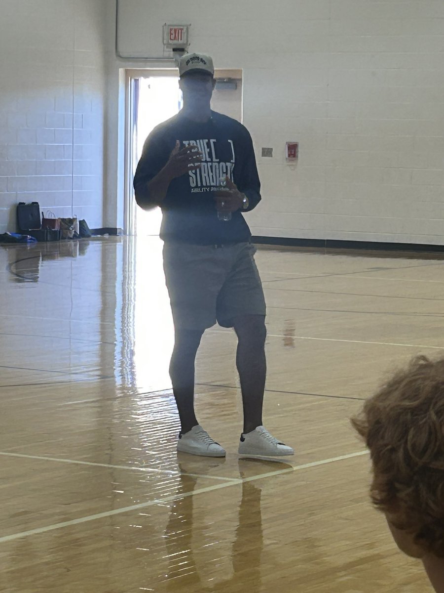 FirebirdTweets tweet media