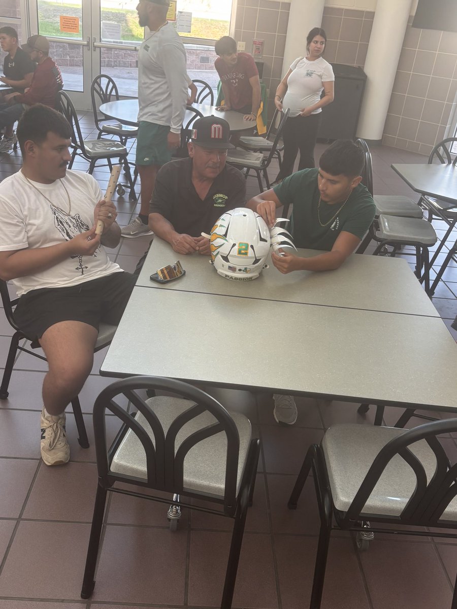 Last night, we had a wonderful time with our parents at “Decals with Families” night. We appreciate your efforts in making this an exceptional event for our players and the entire community. This marks the start of  Game Week 1 in Badger Country! #GBG #PPP #BelieveTheHype #FN5GL