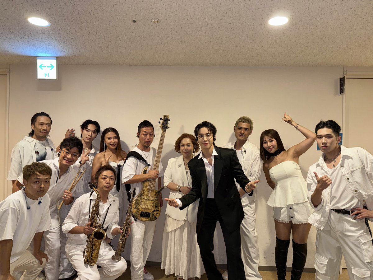 cnblue_japan's tweet photo. ＼2025 JUNG YONG HWA LIVE 'Director's Cut : Our Fine Days‘ IN JAPAN／
全公演終了⏰

素敵な思い出ができて本当に幸せなライブでした❤️‍🔥

#CNBLUE としてまたすぐに戻ってくるので、楽しみに待っててください❣️

#JUNGYONGHWA #Our_Fine_Days #BOICE https://t.co/2Y5iz0giGZ