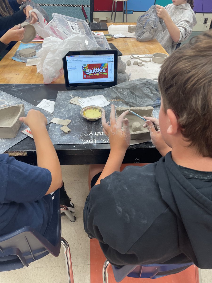 Ryan Beaumont (@apharmonms) on Twitter photo Mrs. Jacobson's art students are hard at work this morning! <a href="/DrPMilcetich/">Paul Milcetich</a> <a href="/HarmonPrincipal/">Mark Abramovich</a> <a href="/ACSD_MH/">Mike Hayes</a> Mrs. Jacobson's art students are hard at work this morning! <a href="/DrPMilcetich/">Paul Milcetich</a> <a href="/HarmonPrincipal/">Mark Abramovich</a> <a href="/ACSD_MH/">Mike Hayes</a>
