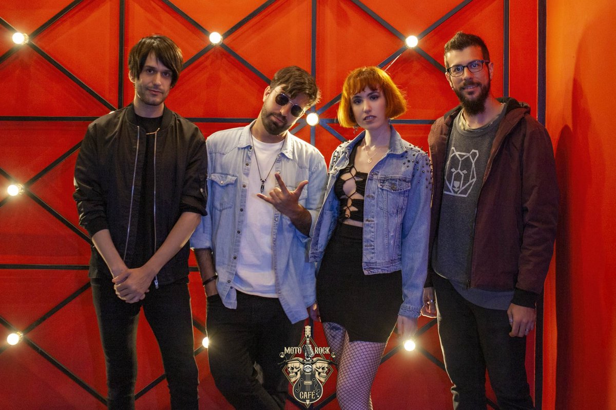 Confirmada para nuestra cena de la noche del pescaito la actuación de @palorrosagrupo 🤟

La noche se presenta inmejorable, ¿te lo vas a perder? 😏😎

instagram.com/palorrosagrupo…

#psevillistarodri
#aquinosepara
#ferialaalgaba