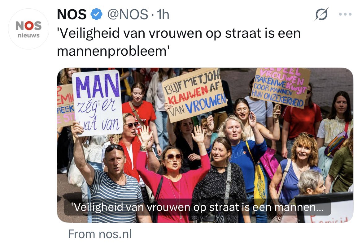 Spandoeken op de foto:

“Man zeg er wat van”. 

“Zoveel vrouwen raken wij kwijt, door mannen hun onzekerheid”.

Een Nederlandse man moest eens zelf actie ondernemen tegen zo’n asielzoeker die de fout in gaat. Dan mag je bak in. Strafblad, etc. Wat willen ze nu? 🤷🏻‍♀️