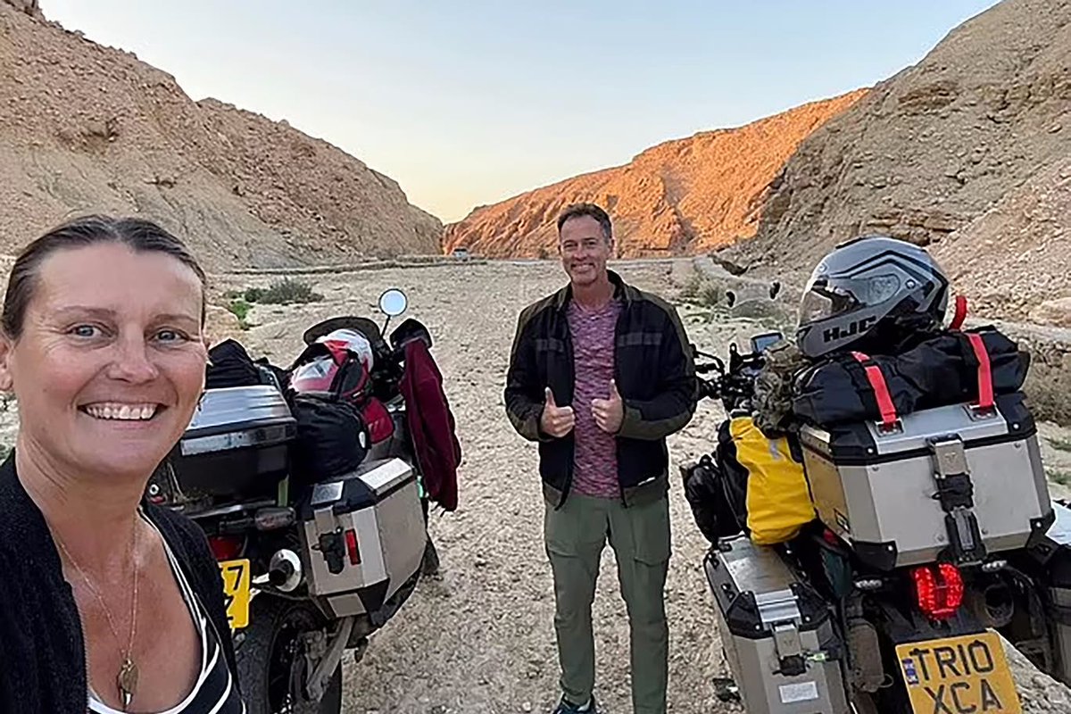 Amanda🌍 #FreeThemAll (@amandalavan1) on Twitter photo The family of a British couple imprisoned in Iran have urged <a href="/Keir_Starmer/">Keir Starmer</a> to personally intervene to secure their release. Allowing the abuse & torture to continue is unacceptable. <a href="/DavidLammy/">David Lammy</a> Please do anything possible to bring Lindsay and Craig Foreman home. The family of a British couple imprisoned in Iran have urged <a href="/Keir_Starmer/">Keir Starmer</a> to personally intervene to secure their release. Allowing the abuse & torture to continue is unacceptable. <a href="/DavidLammy/">David Lammy</a> Please do anything possible to bring Lindsay and Craig Foreman home.