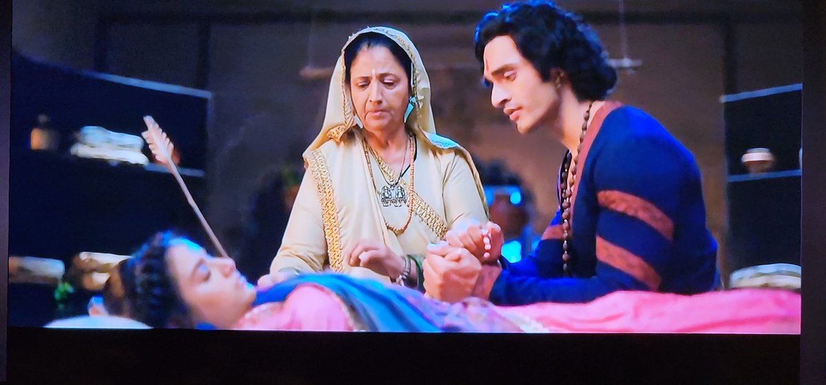 itzmepoonam's tweet photo. Prithvi and sanyogita 😍🥰
What should be their # ?
#PriTa
#SanVi
#PrithviRajChauhan https://t.co/33iuI8xkuD