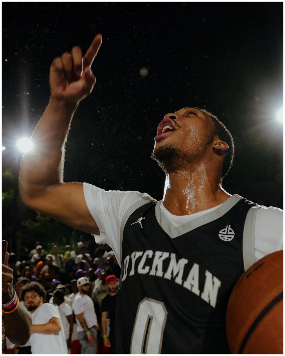 Dyckman Basketball tweet media
