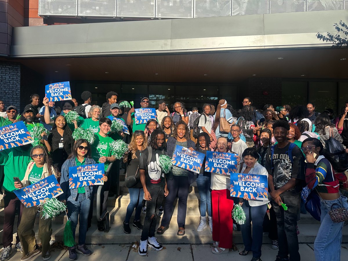 Welcome back, Banneker High School! Mayor Bowser and <a href="/DCMOCRS/">DC MOCRS</a> helped clap students into the first week of school. Wishing you all a successful and joyous 2025-26 school year.