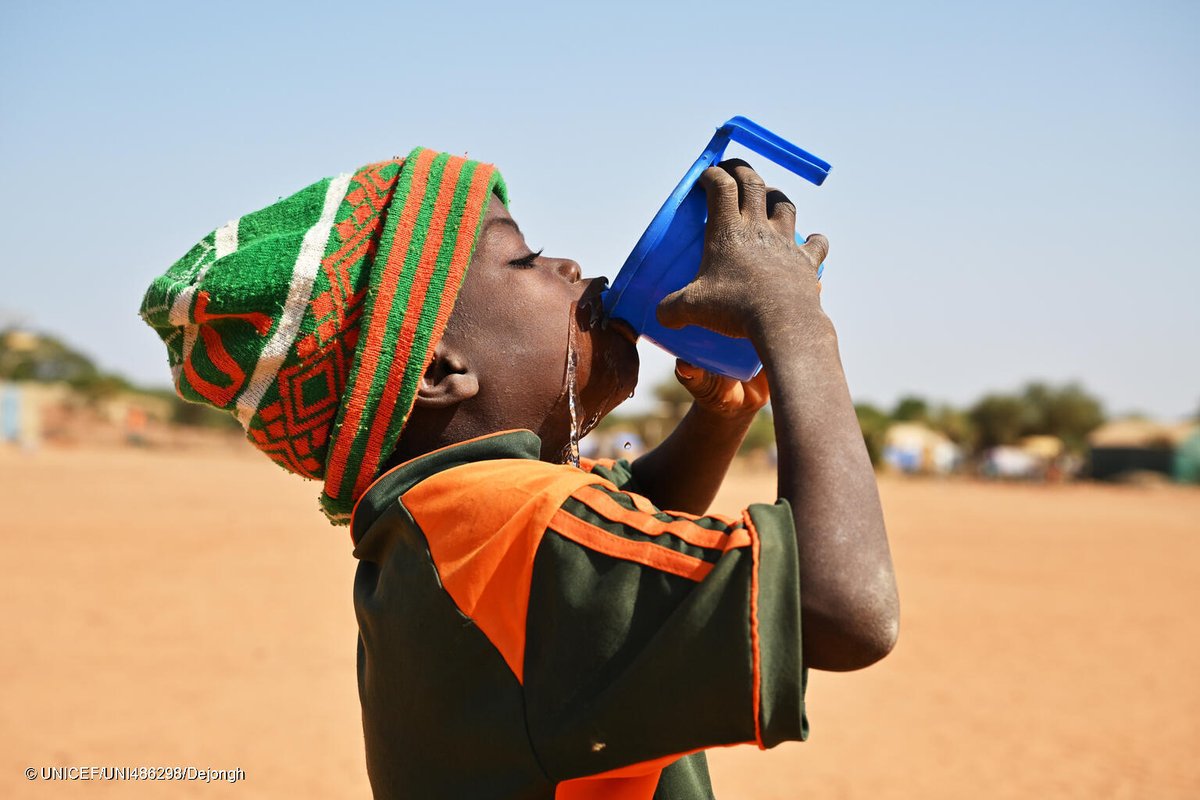 UNICEF tweet media