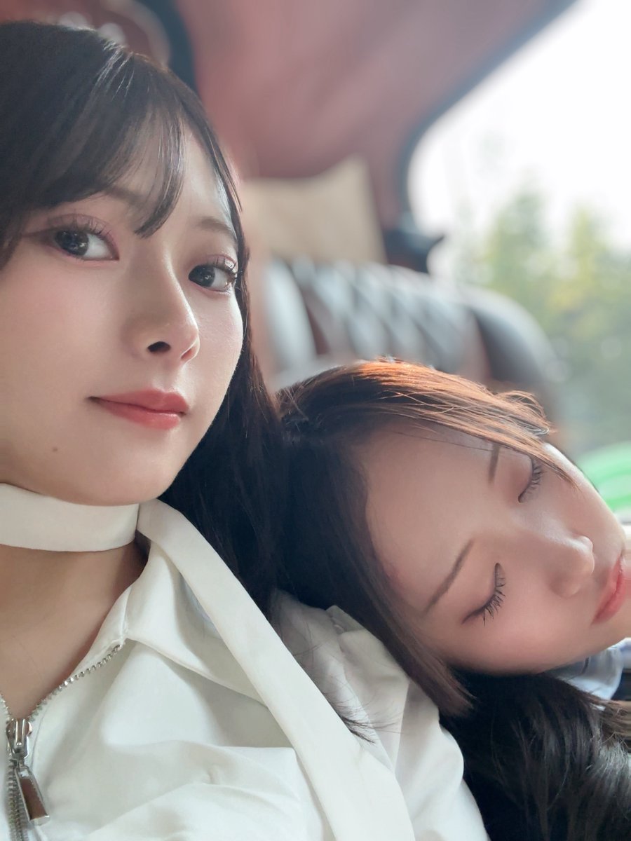橋本桃呼 (@momokohashimoto) on Twitter photo おやもーこ🛌🍑
さあさんがもーこの肩でおねんねしてくれてドヤ顔の図> ̫< ♡
#高嶺のなでしこ #たかねこ おやもーこ🛌🍑
さあさんがもーこの肩でおねんねしてくれてドヤ顔の図> ̫< ♡
#高嶺のなでしこ #たかねこ