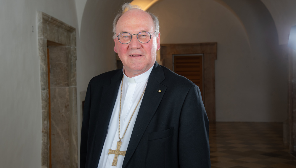 Bischof Alois Schwarz: Seit 10 Jahren folgt die Katholische Kirche in Österreich einem klaren Klimaschutz-Pfad - einem Pfad, der konzeptionelle wie technische Aspekte der Optimierung im eigenen kirchlichen Leben mit einer religiösen, spirituellen Rückbindung verknüpft: