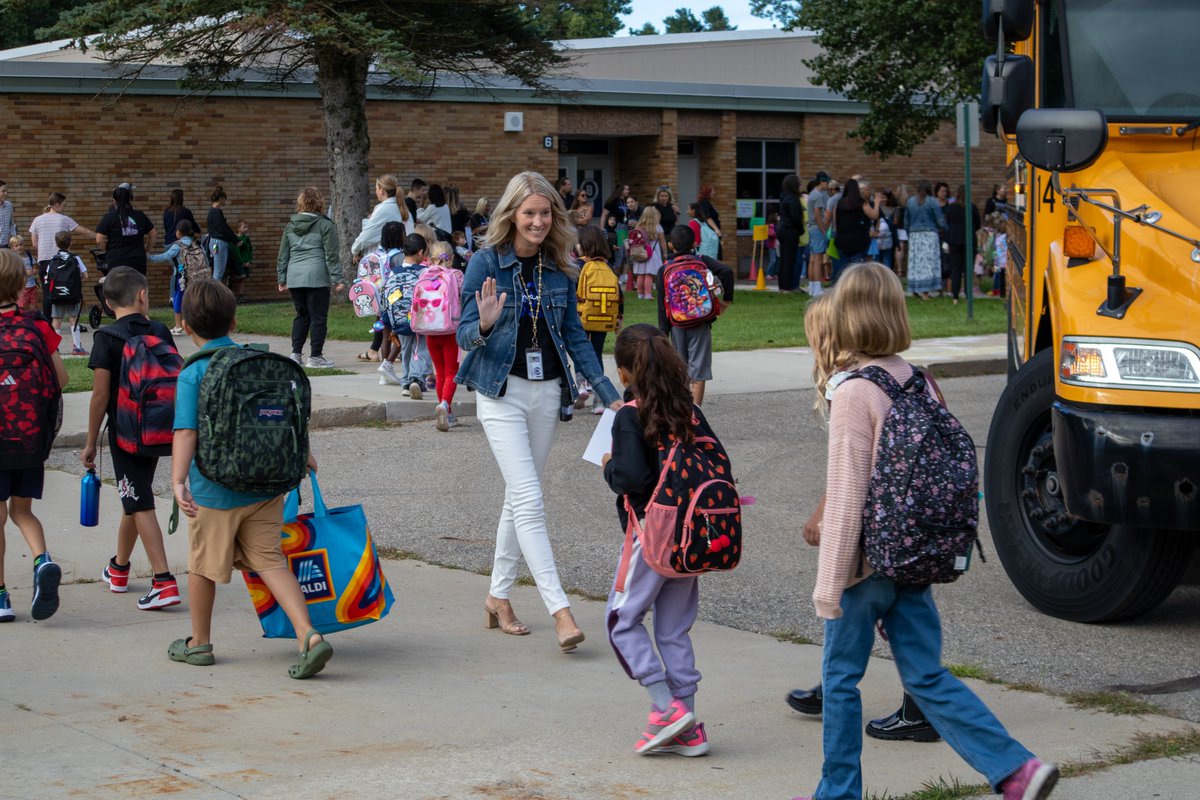 Buchanan Elementary tweet media