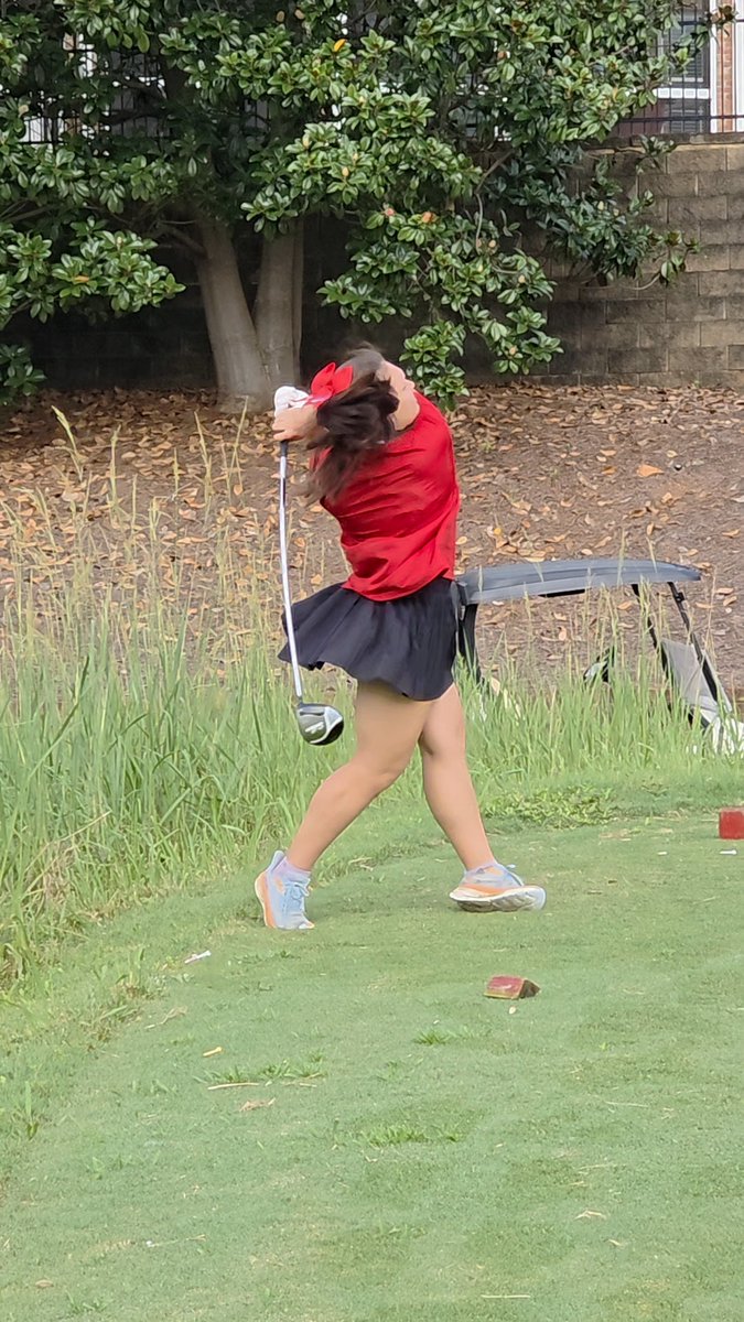 RHSLady Warrior Golf tweet media