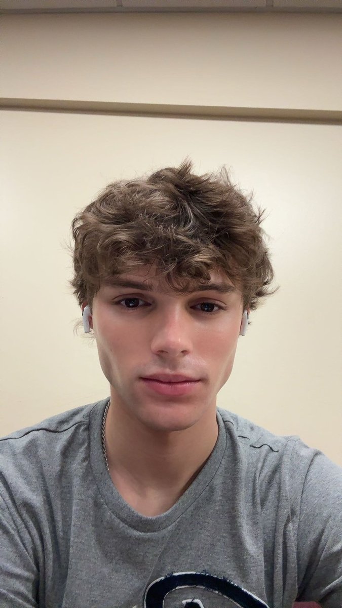 bored in class what’s up moots