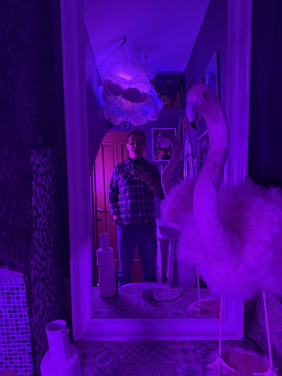 dilettante charmant tweet media