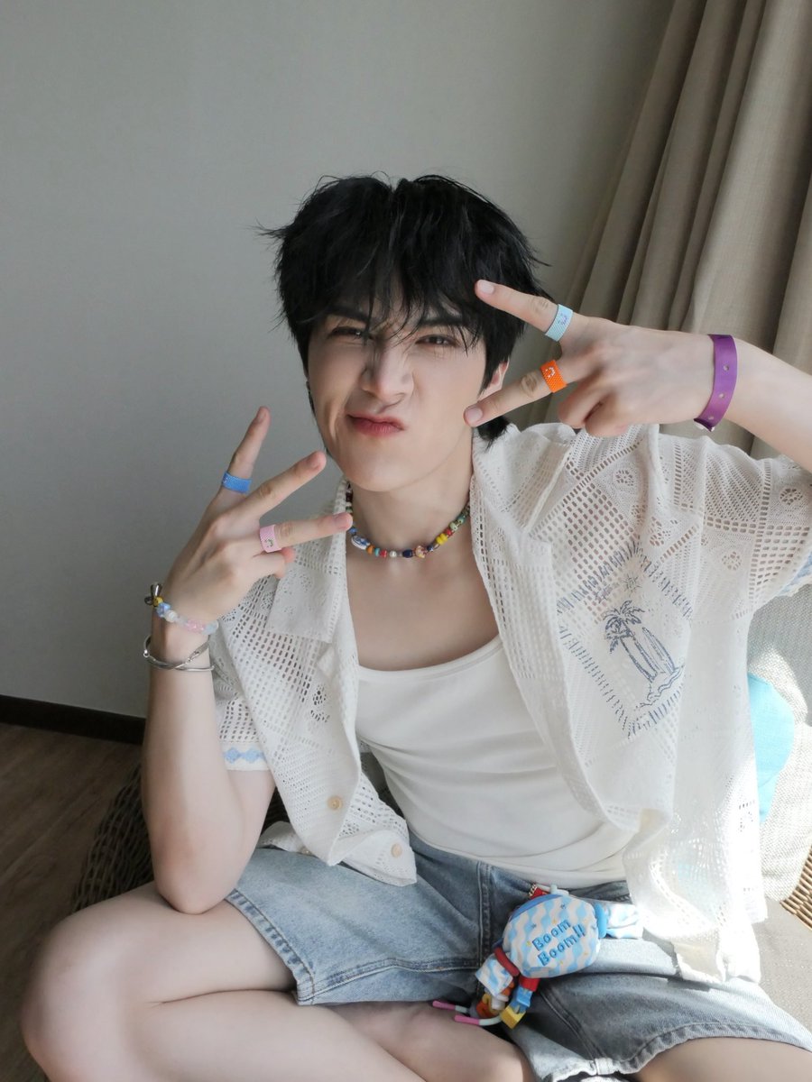 อากาศมันร้อน 🥵

#Peatwasu #CaptainPeat #BabyFeat