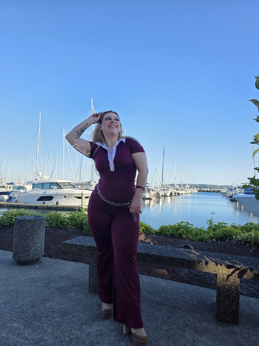 ZivahZ's tweet photo. Delicious Meals and Amazing Views 😍
.
.
.
#ZivahZ #ZivahZiva #Seattle #pnw #waterfront #yachtvibes https://t.co/V2ZBrDXizE
