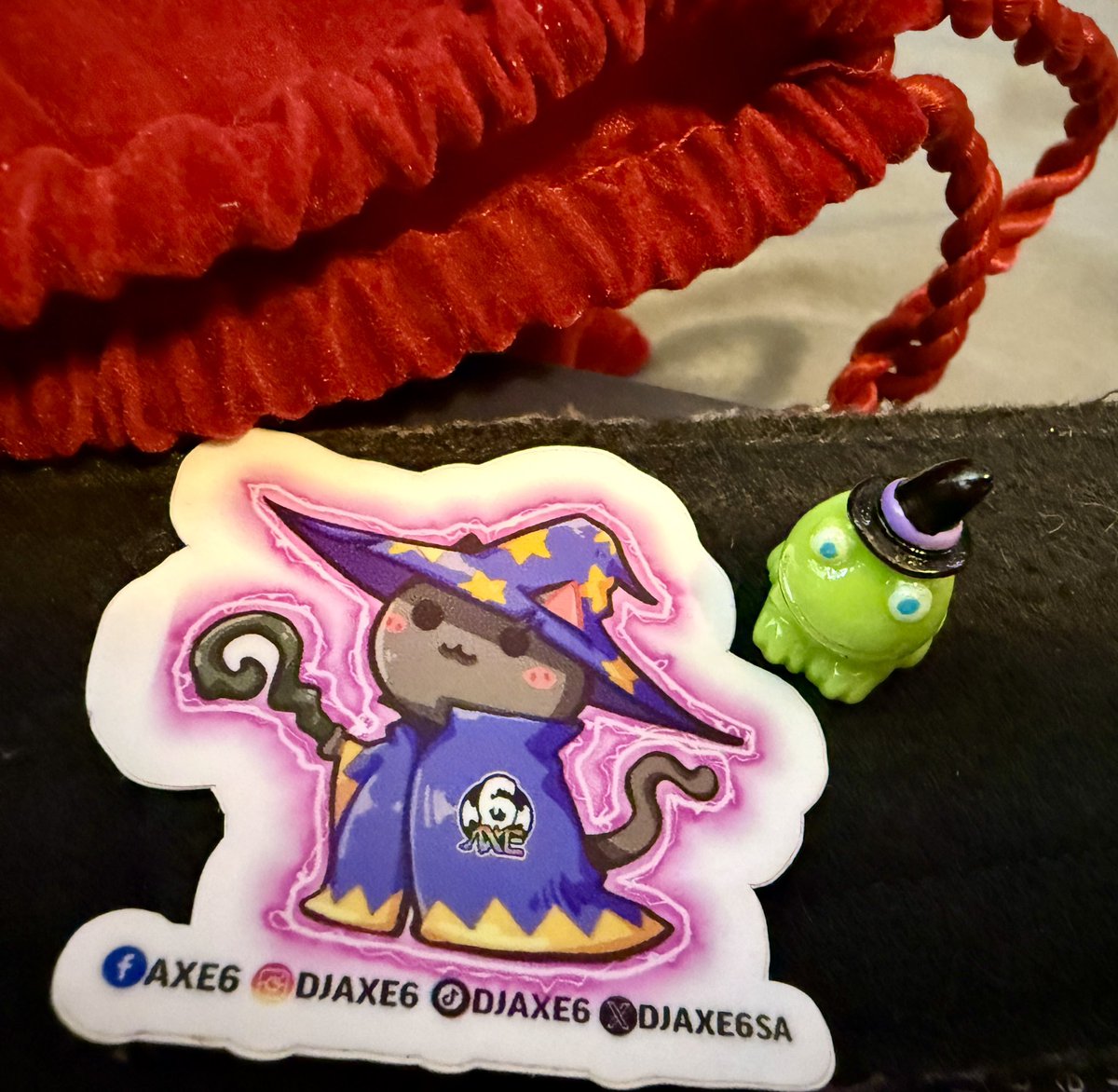 Stickers &amp; trinkets for <a href="/Dancefestopia/">Dancefestopia</a> 
find me &amp; gets yours!!
also listen  to Happy Wizard Song ☝️

hypeddit.com/axe6music/happ…