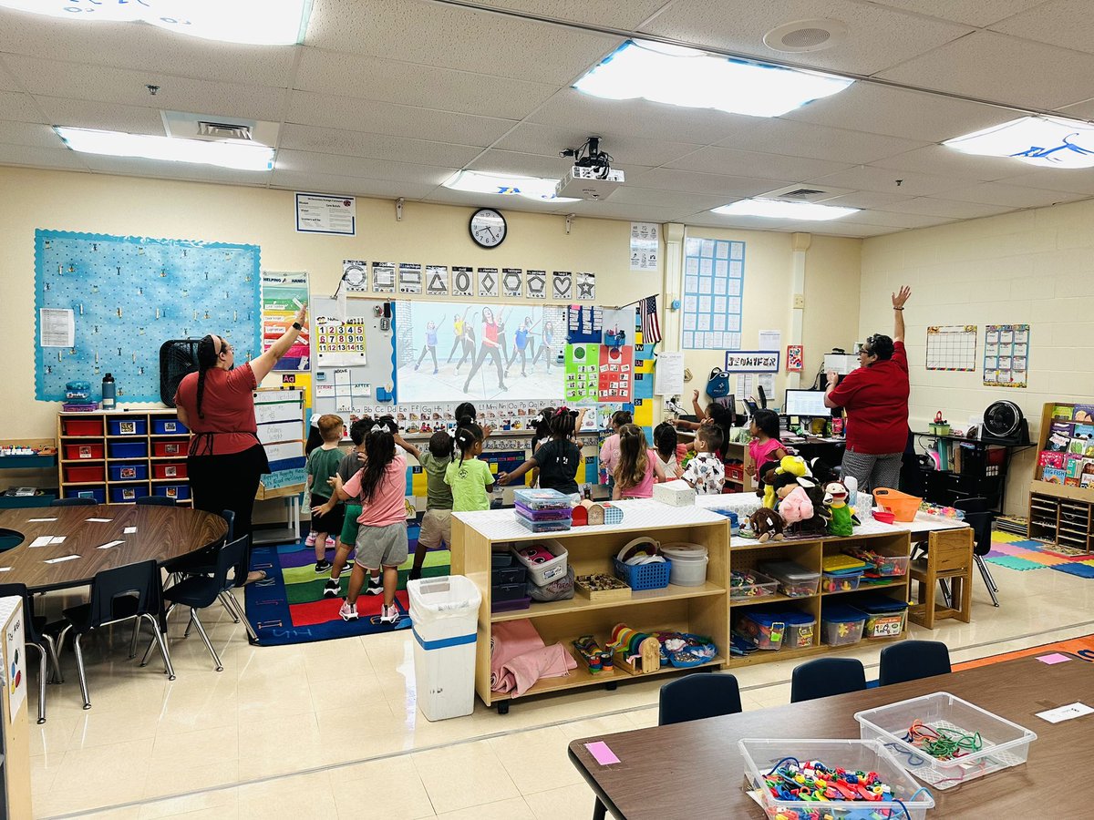 It’s Taco Tuesday in Pre-k! Students enjoyed a quick brain/movement break before beginning small groups!
<a href="/PrincipalBueno/">Madeline Bueno</a> <a href="/NISDOtt/">Ott Elementary</a>