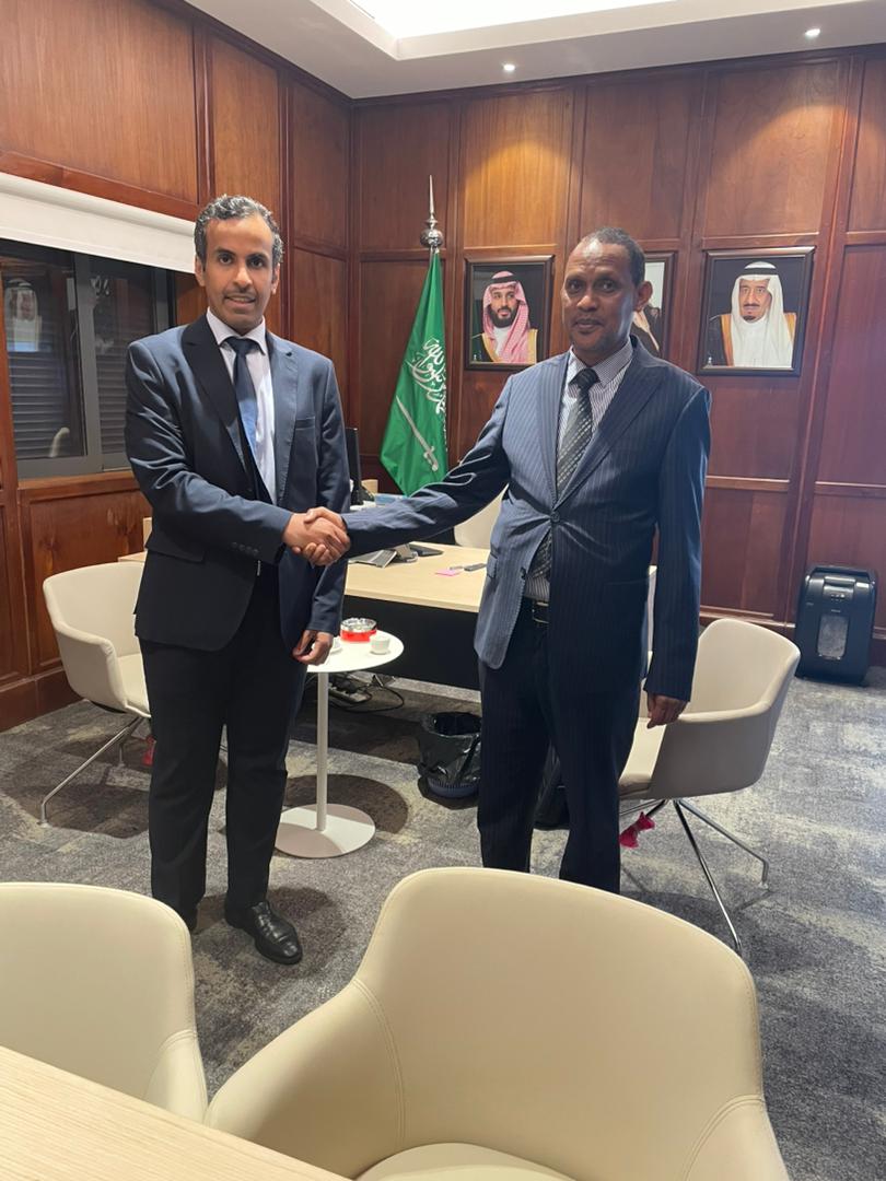 SuleimanRoba's tweet image. I paid a courtesy call to Mr.Khalid Alotaibi, Deputy Ambassador of the Royal Embassy of the Kingdom of Saudi Arabia in Kampala. I noted with Appreciation the existing bilateral relations between our two countries especially the recent establishment of the Kenya-Saudi Business…