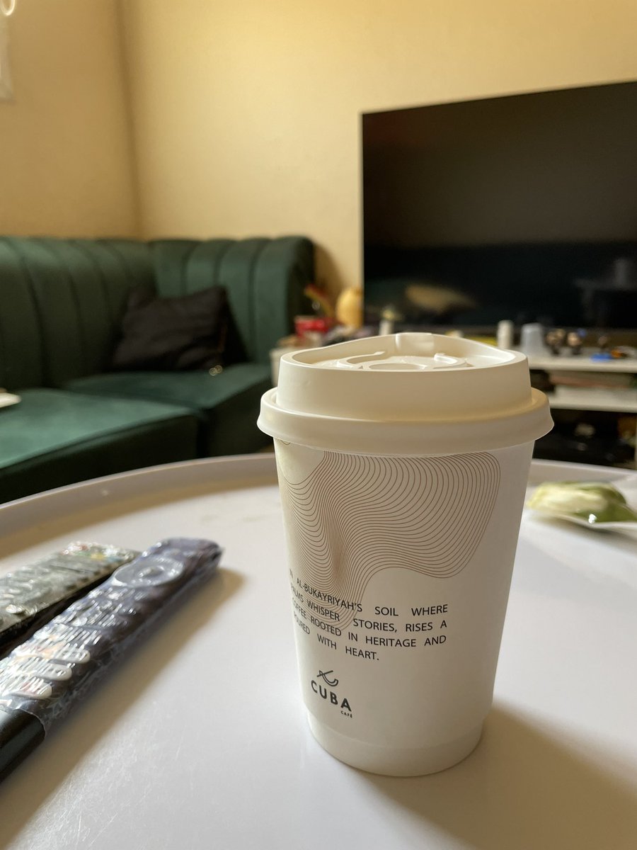 ويحدث أن أكتفي بوحدتي وفنجان قهوتي لكسب راحتي
#مساء_الخير