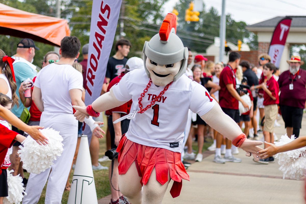 Everything you Need to Know about 𝗚𝗔𝗠𝗘𝗗𝗔𝗬 at The Vet for Saturday's season opener against Nicholls.

📰 - gotroy.us/nr3

#BattleReady | #OneTROY ⚔️🏈