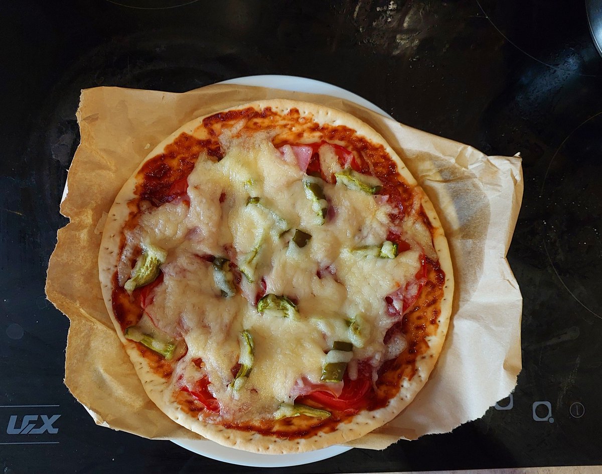 А теперь ты будешь со мной встречаться?