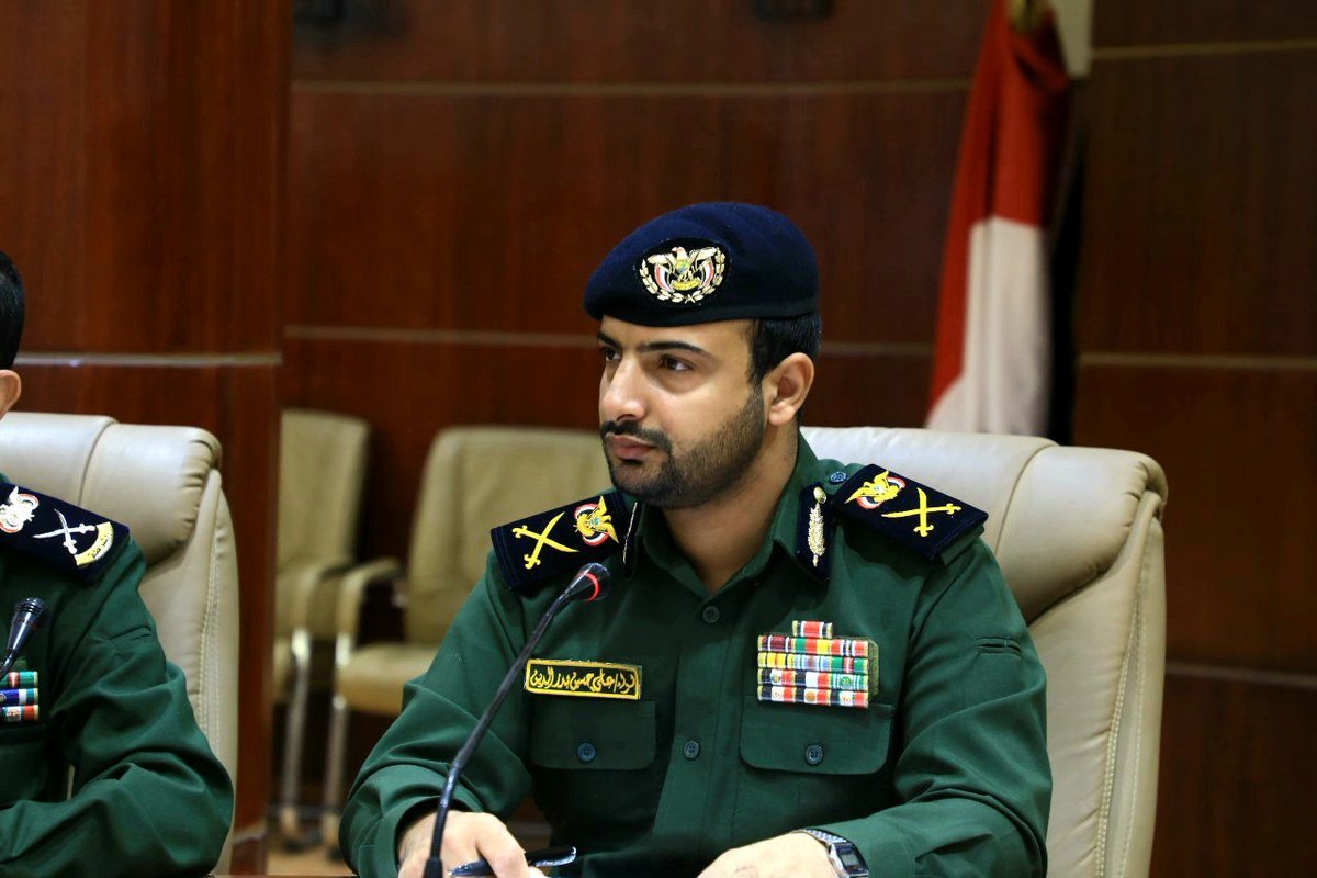 اللواء علي حسين #الحوثي يوجه القوات الأمنية برفع مستوى اليقظة الأمنية والجهوزية العالية لمواكبة أي مستجدات أمنية، وإحباط محاولات العدو الرامية إلى إستهداف أمن وإستقرار اليمن