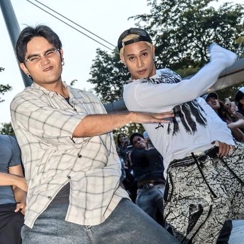 Ang cuuuuute niong dalwa Pablo and Ken.. 🤭🫠

<a href="/SB19Official/">SB19 Official</a> #SB19
