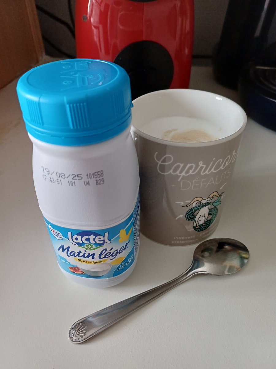 ElodieAngela's tweet photo. Découverte de Lactel, Matin Léger.

Utiliser en préparation (quiche, cake...) ou en boissons (café, chocolat, cappucino) 

Étant intolérante au lactose, c'est  un bon lait pour digérer.

Merci #MatinLegerInsiders 

#collaborationcommercialnonremunere #produitsoffert #lactel #lait https://t.co/SC5WQ1EGuI