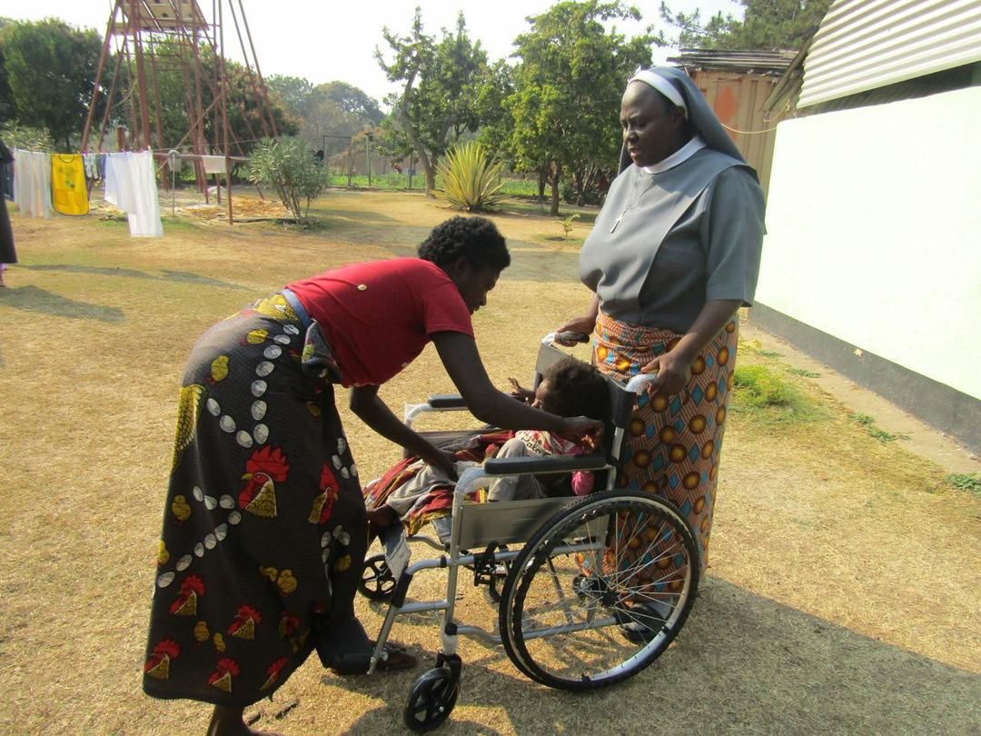 NetworkFor30659's tweet image. This little girl is among many who received a wheelchair through St. Mary’s Mission with the Franciscan Missionary Sisters of Assisi. Her mother, raising 5 children alone, was overjoyed, this gift brings dignity, love and hope. 

#GiftOfMobility #FaithInAction