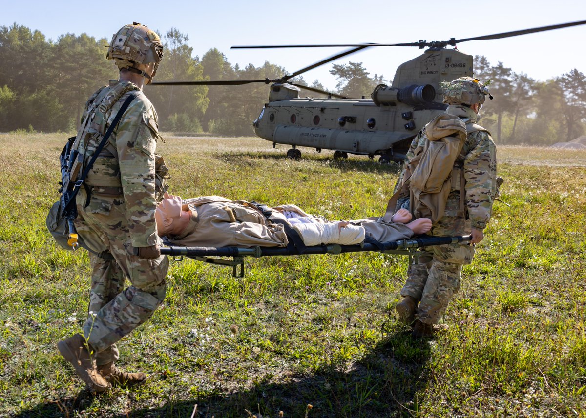 USArmyEURAF's tweet photo. ๐ Soldiers excel in medical lanes at the USAREUR-AF Best Squad Competition (๐ธ Sgt. 1st Class Tanisha Karn). After 72 grueling hours, Warriors prepare for Phase III โ fitness assessments & boards! Leaderboards coming today. #ThisisUSAREURAF #SwordOfFreedom #BestSquadCompetition https://t.co/SaEGeGH6Xx