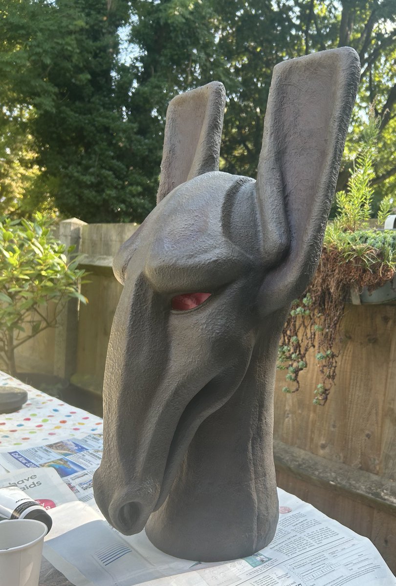 AMHmakes's tweet image. I’m not sure if the shading is too subtle but there he is all painted up! 

Hair next! 

#DoctorWho #PyramidsofMars #Sutekh