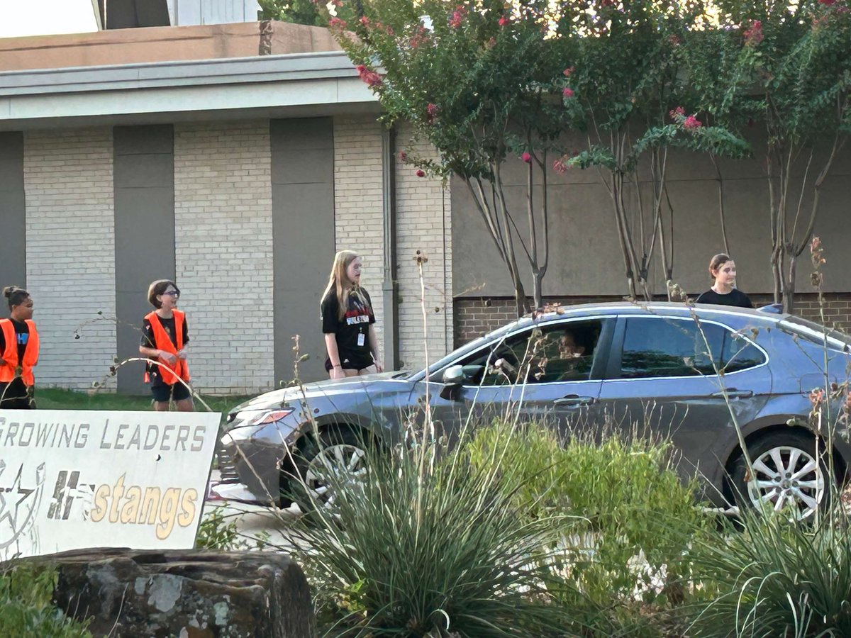 Burleson High School Volleyball🏐 tweet media