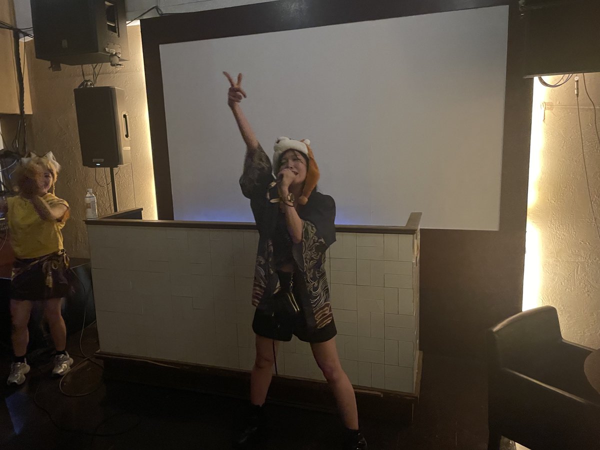ea_dj_'s tweet photo. ╭
┊ #MoNo語り ᯓ͙͘͡★ ﾟ
╰

ビートボックス、はじめて生で聴いた、！
凄すぎた🎤🎤😿😿⭐️⭐️

お客さんも平日とは思えないほど多くて楽しかった〜😼👍

公式アカウント、
是非チェックしてください！
✅@ptworldj  @MoNoGatari_LB https://t.co/vOnEIuwxkI