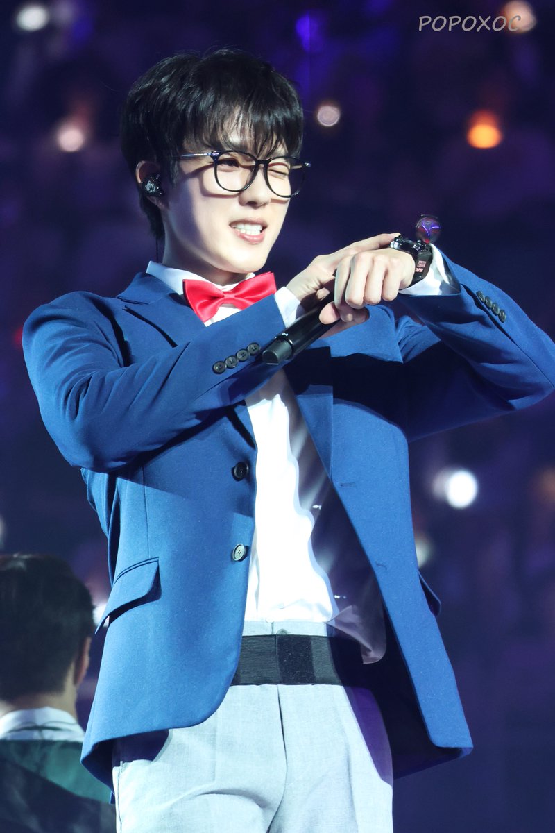 늘 너무나 반짝이는 성열아 생일축하해💓
걸어나가는 모든 길이 반짝이기를 기도할게🍀

#성열이의_반짝일_서른네번째_여름
#Happy34thSungyeolDay
#이성열 #LEESUNGYEOL