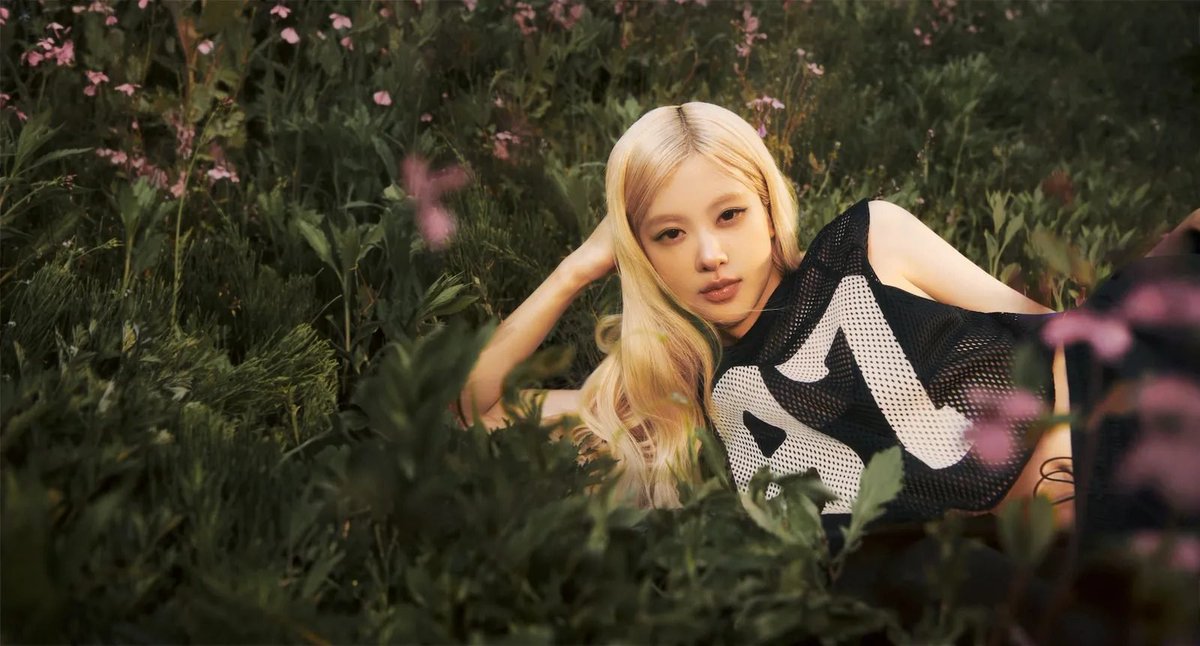 BLIИK VOTING PΛGE (@blinkvotingpage) on Twitter photo ⚠️#ROSÉ VMA Voting Reminder
Link: mtv.com/event/vma/vote
10/account — 20/account Power Hour
Deadline: SEP 6, 7AM KST
<a href="/BLACKPINK/">BLACKPINKOFFICIAL</a> <a href="/numberoneHQ/">numberoneHQ</a> ⚠️#ROSÉ VMA Voting Reminder
Link: mtv.com/event/vma/vote
10/account — 20/account Power Hour
Deadline: SEP 6, 7AM KST
<a href="/BLACKPINK/">BLACKPINKOFFICIAL</a> <a href="/numberoneHQ/">numberoneHQ</a>