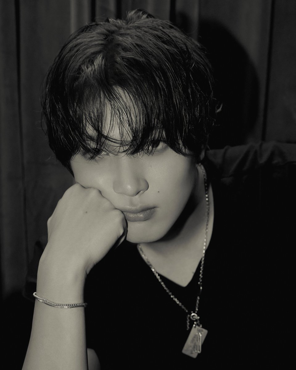 ดูกำปั้นน้อย ๆ กับแจ้มล้น ๆ เหมือนเดิมเยยยอะ 😭😭😭😭😭😭