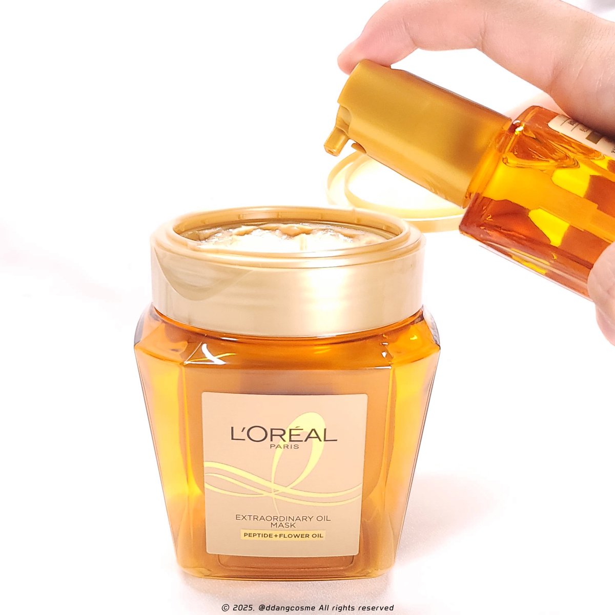 땡이🐻🕯 (@ddangcosme) on Twitter photo #광고 #RT이벤트 <a href="/LOrealParisKR/">L'Oréal Paris KR</a>
헤어 케어에 진심인 브랜드, 로레알파리의 엑스트라오디네리 오일 마스크 팩!
이번 9월 올영 세일 기간(8/29 ~ 9/4)동안
본품 동일 용량의 헤어팩 리필과 펌프까지 챙겨주는 구성이, 무려 50%라는 “반값 특가”로 찾아옵니다!
추첨 5분께 헤어 마스크팩 본품을 #광고 #RT이벤트 <a href="/LOrealParisKR/">L'Oréal Paris KR</a>
헤어 케어에 진심인 브랜드, 로레알파리의 엑스트라오디네리 오일 마스크 팩!
이번 9월 올영 세일 기간(8/29 ~ 9/4)동안
본품 동일 용량의 헤어팩 리필과 펌프까지 챙겨주는 구성이, 무려 50%라는 “반값 특가”로 찾아옵니다!
추첨 5분께 헤어 마스크팩 본품을