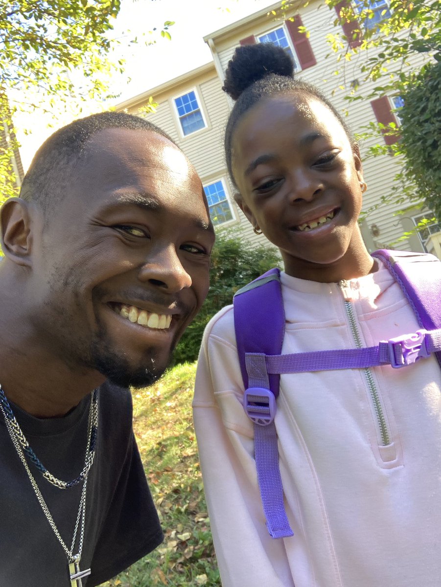 Yanni2kMusic's tweet image. MY LITTLE 2ND GRADER 😊❤️💕 they grow up soooo fast it’s crazy to me!!! 

#firstdayof2ndgrade #gracioussoul