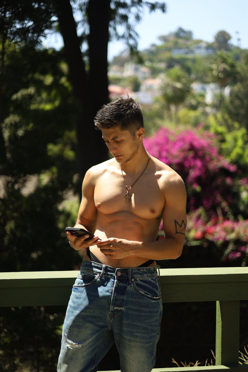 AngelRiveraXXX's tweet photo. Going live on my onlyfans tomorrow night ! 6pm eastern! Come chat or make requests! 
https://t.co/QSg98osYrm https://t.co/vs4gXGAoF0