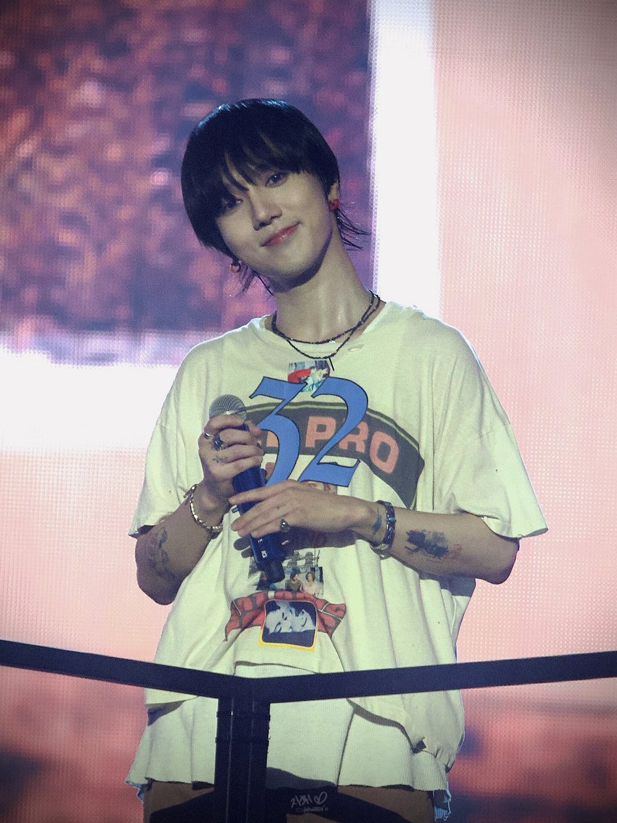 250824 SUPER SHOW 10 in Seoul DAY 3 

ᡣ • . • 𐭩 ♡

#SUPERSHOW10 #SuperShow10Seoul 
#SuperJunior #슈퍼주니어 #Yesung #예성 #イェソン #艺声 <a href="/shfly3424/">Yesung</a>