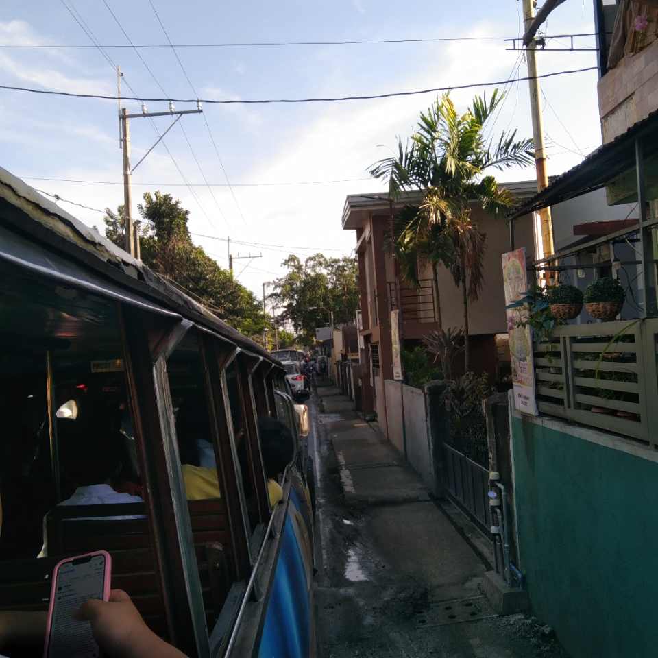 wanabeemiu's tweet image. "libre sakay, may bayad pagbaba"

messenger au (mostly group chat)
(babybus/minibus edition #struggleisreal)

#PinoyclaveWeek2025 #PinoyclaveWeekDay2

[ Day 2 - Pampublikong Transportasyon (Public Transportation) ] 

maya ko na gawin yung day 1, haha sorry late