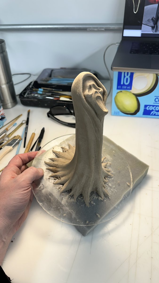 MonstrCocks's tweet photo. Before the silicone⦠there was SCREAMING clay.
This BTS shot shows the original sculpt in progress for the Screamerβhand-sculpted in clay before it became your favorite Ghostface-inspired horror dildo.πͺ
π©Έ #Scream π©Έ #Ghostface π©Έ #HorrorToys π©Έ#MonsterCocks π©Έ https://t.co/fig5RjgBoI