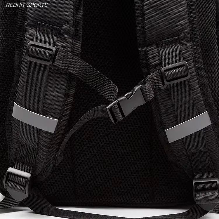 REDHITSPORTS's tweet image. 🎒 Custom Sports Backpack ⚡
We are professional manufacturers of all kinds of custom bags – from sports bags, school bags, travel bags to team backpacks with logos, numbers &amp;amp; designs tailored to your needs. 💯
✔️ Custom Logo &amp;amp; Number Printing
#CustomBag #SportsBag #TeamBackpack