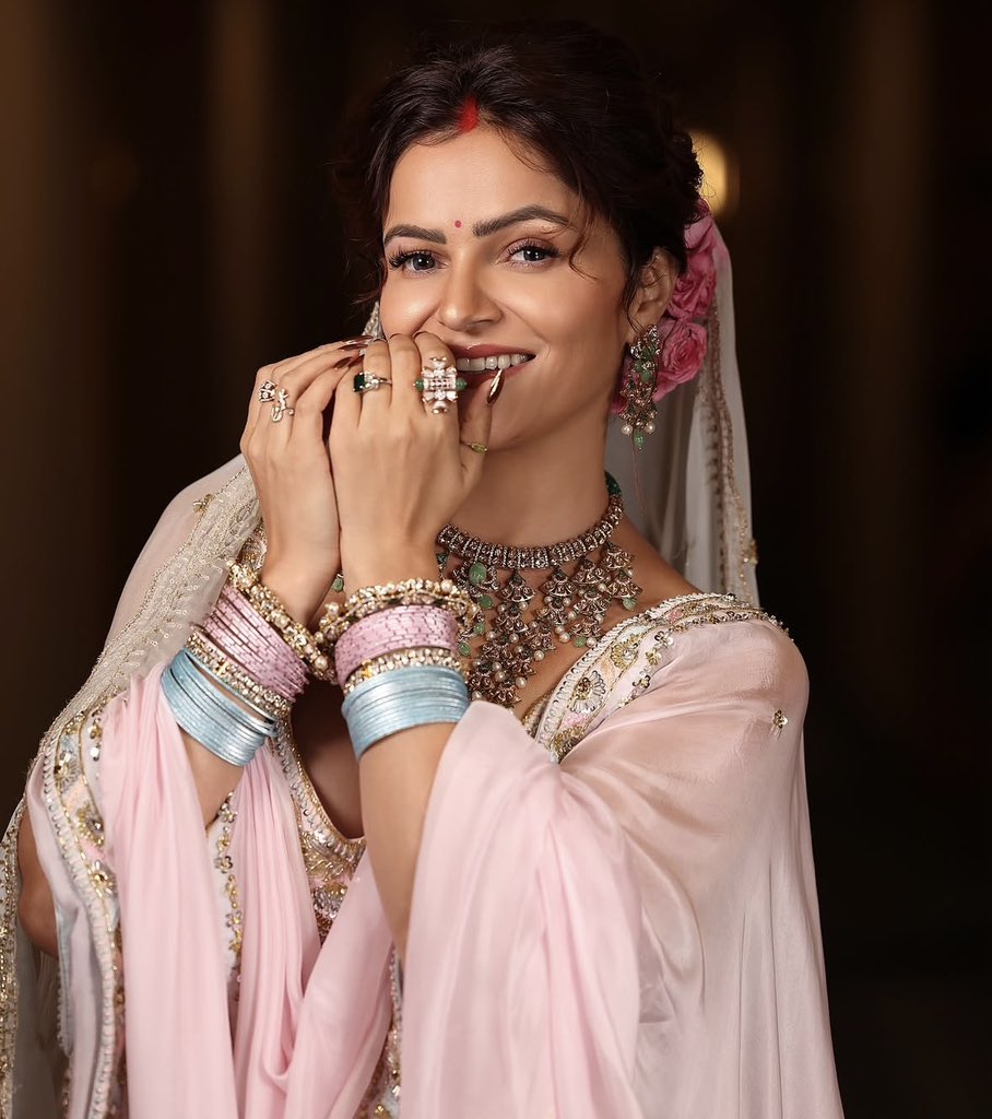Making her day even more special all the fans worldwide have poured in tons of birthday wishes 🤍 still trending with 27K  posts #RubinaDilaik

HAPPY BIRTHDAY RUBINA