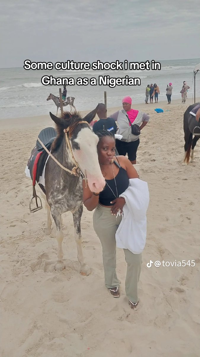 _agneeess's tweet image. Nigerian Lady shares some culture shocks she met in Ghana😳😭💔