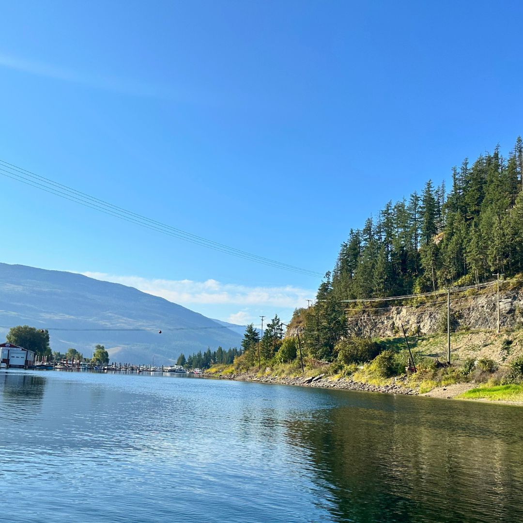 This is #RealTime in Sicamous... Curious about real-time conditions? Explore Sicamous hosts a series of live webcams on their website! Check them out: exploresicamous.ca/live-webcams📸